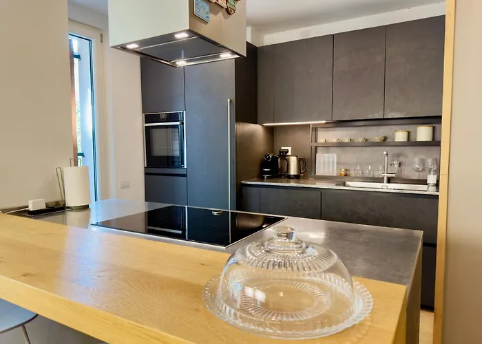 Casa Di Bianca - Modern & Spacious With Jacuzzi - Valpolicella *